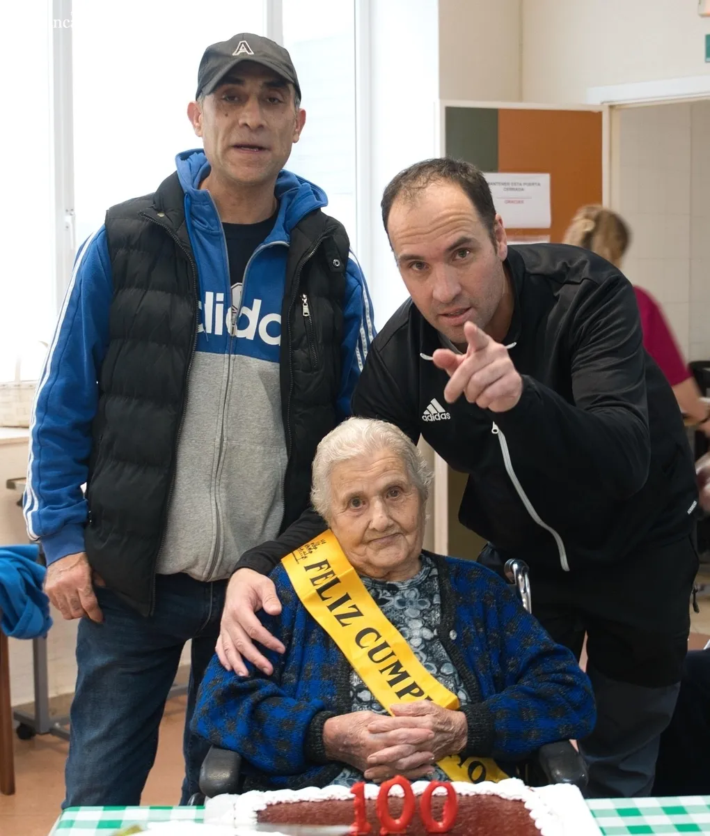 Marcelina Montes Vicente cumple 100 años en la residencia La Llanada I de Aldeadávila de la Ribera