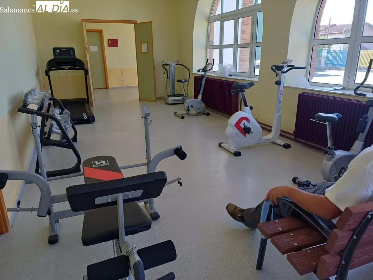 Los vecinos de Hinojosa de Duero cuentan desde ayer lunes con gimnasio