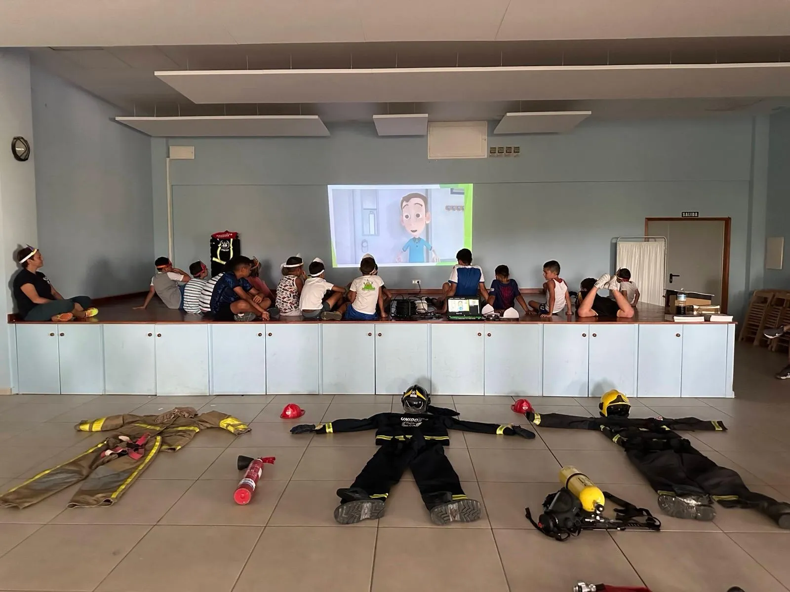 Taller pequeños Bomberos en diferentes poblaciones de Salamanca