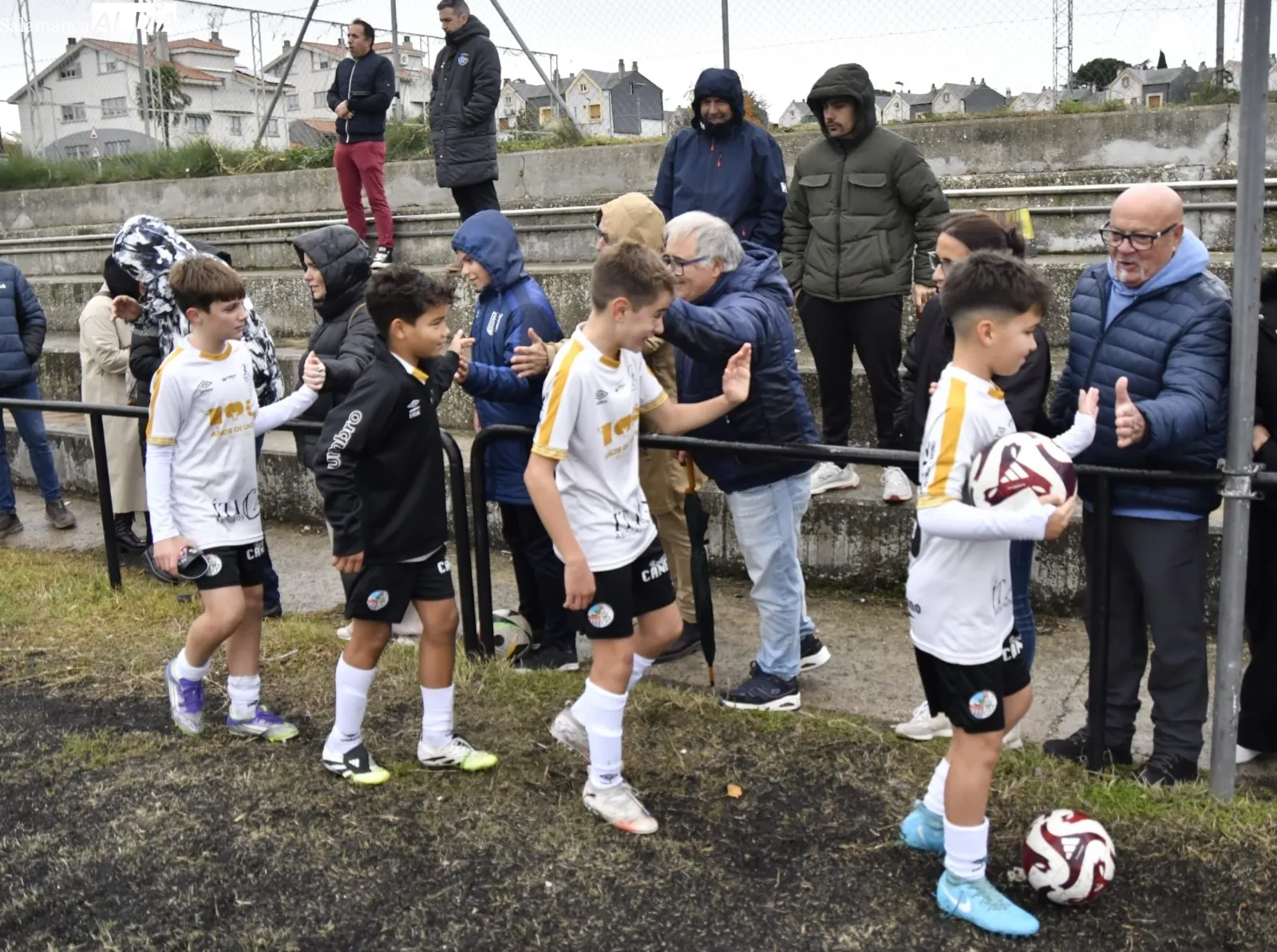 Foto 18 - FOTOS | Emocionante jornada de f&uacute;tbol base en Salamanca a mitad de noviembre