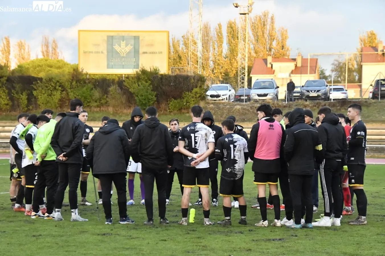 Foto 3 - FOTOS | Victoria del Santa Marta y empates del CD Guijuelo y Unionistas B