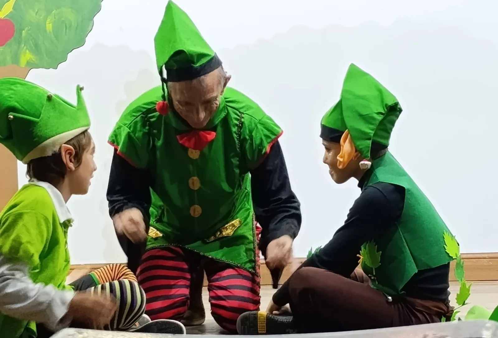 Actuación del grupo de teatro inclusive de Asprodes Vitigudino, en Villavieja