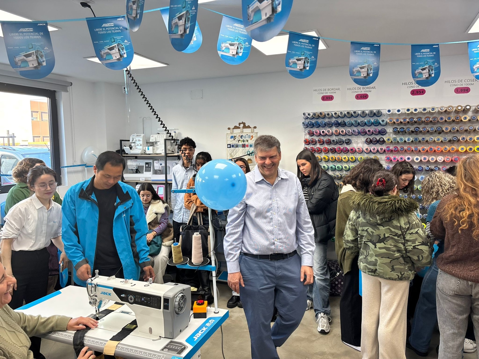 Salamanca celebra el II Concurso de Costura World Cup de Jack en EntreMáquinasDeCoser