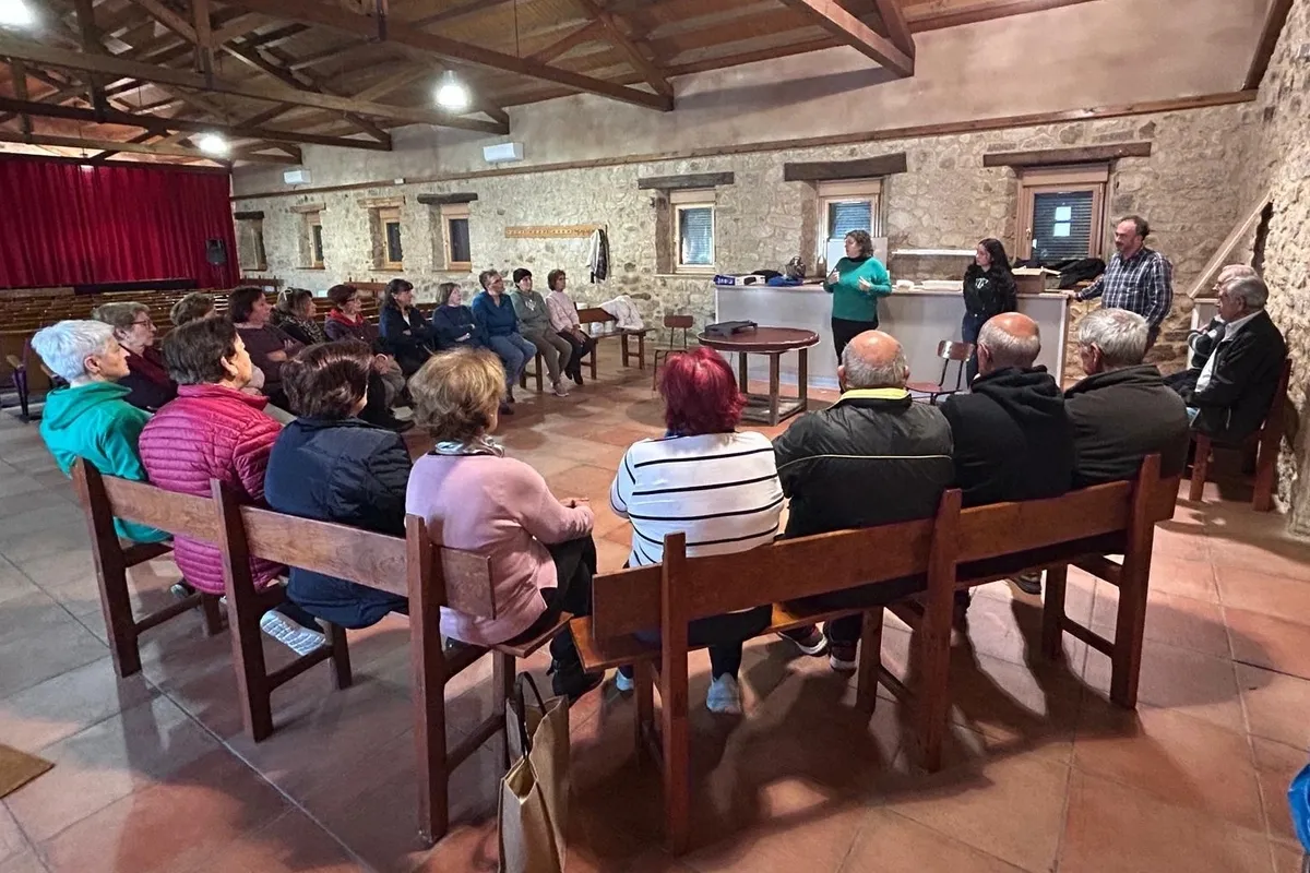 En el taller participaron unas 25 personas 