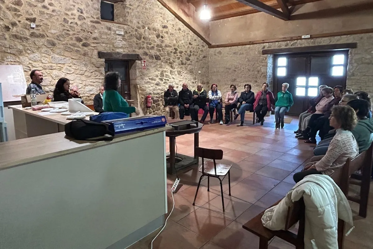 En el taller participaron unas 25 personas 