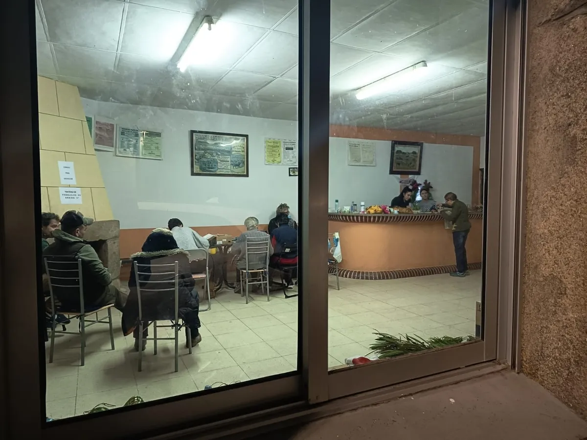 Taller de decoración navideña en Peralejos de Arriba lleno de ilusión e imaginación