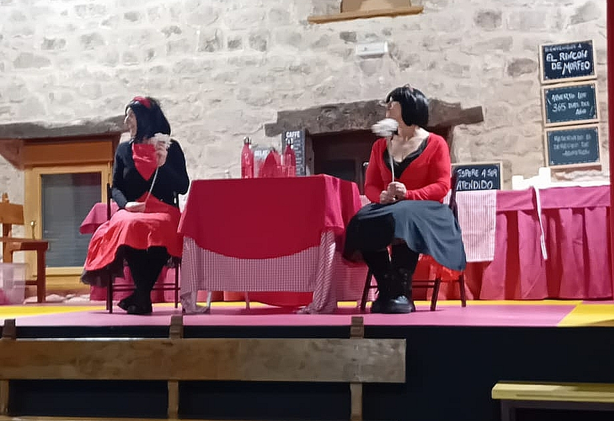 Teatro por la igualdad de la mujer rural en Cipérez