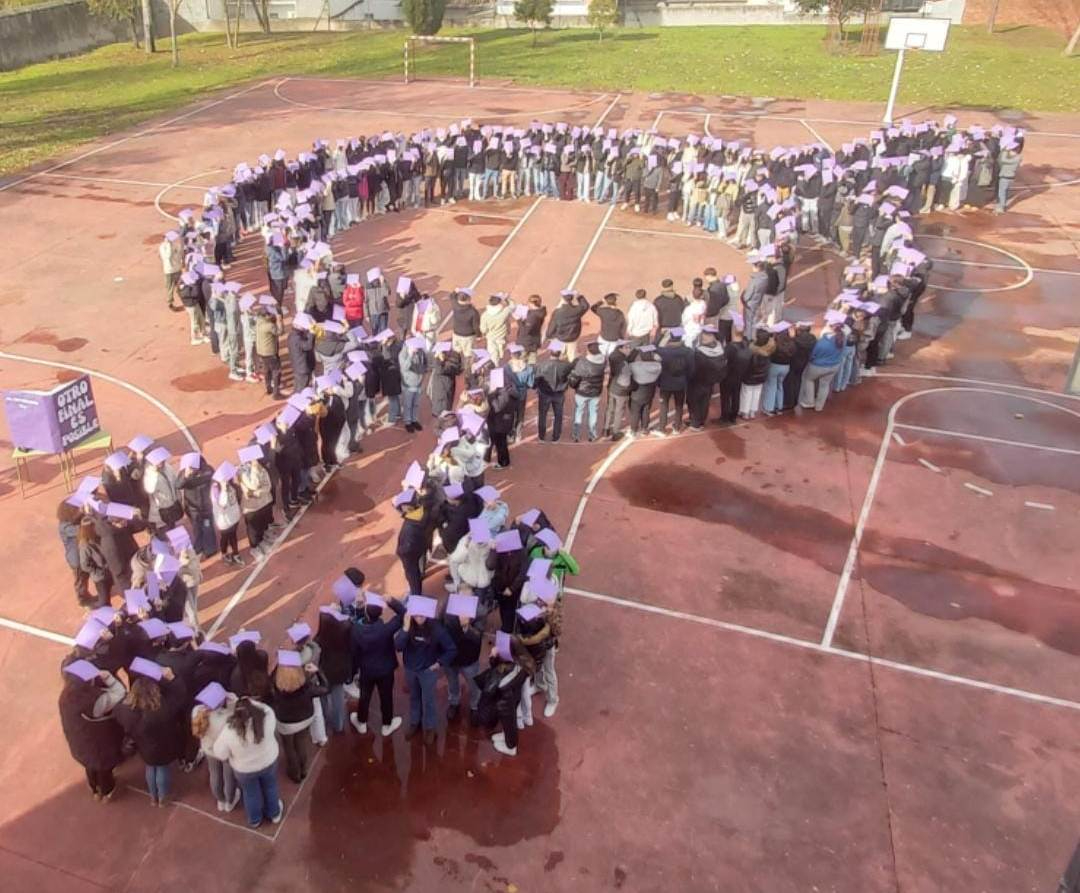 El IES Fray Diego Tadeo conmemora el 25N planteando que ‘Otro final es posible’