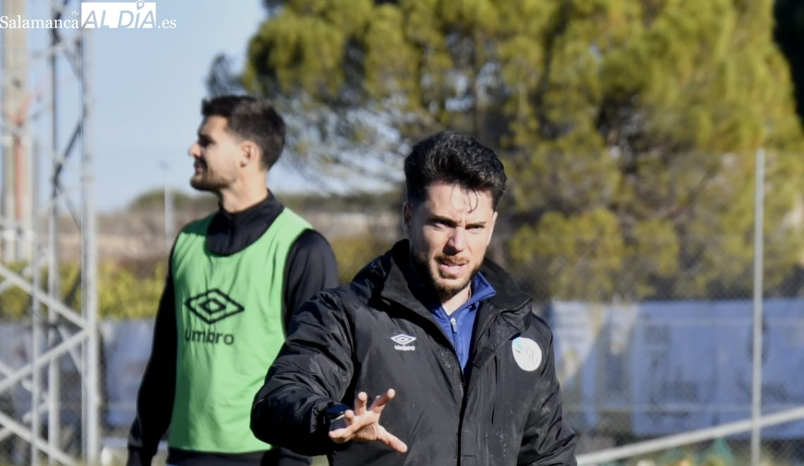 Jorge García recupera a toda la plantilla del Salamanca UDS ante el Burgos Promesas
