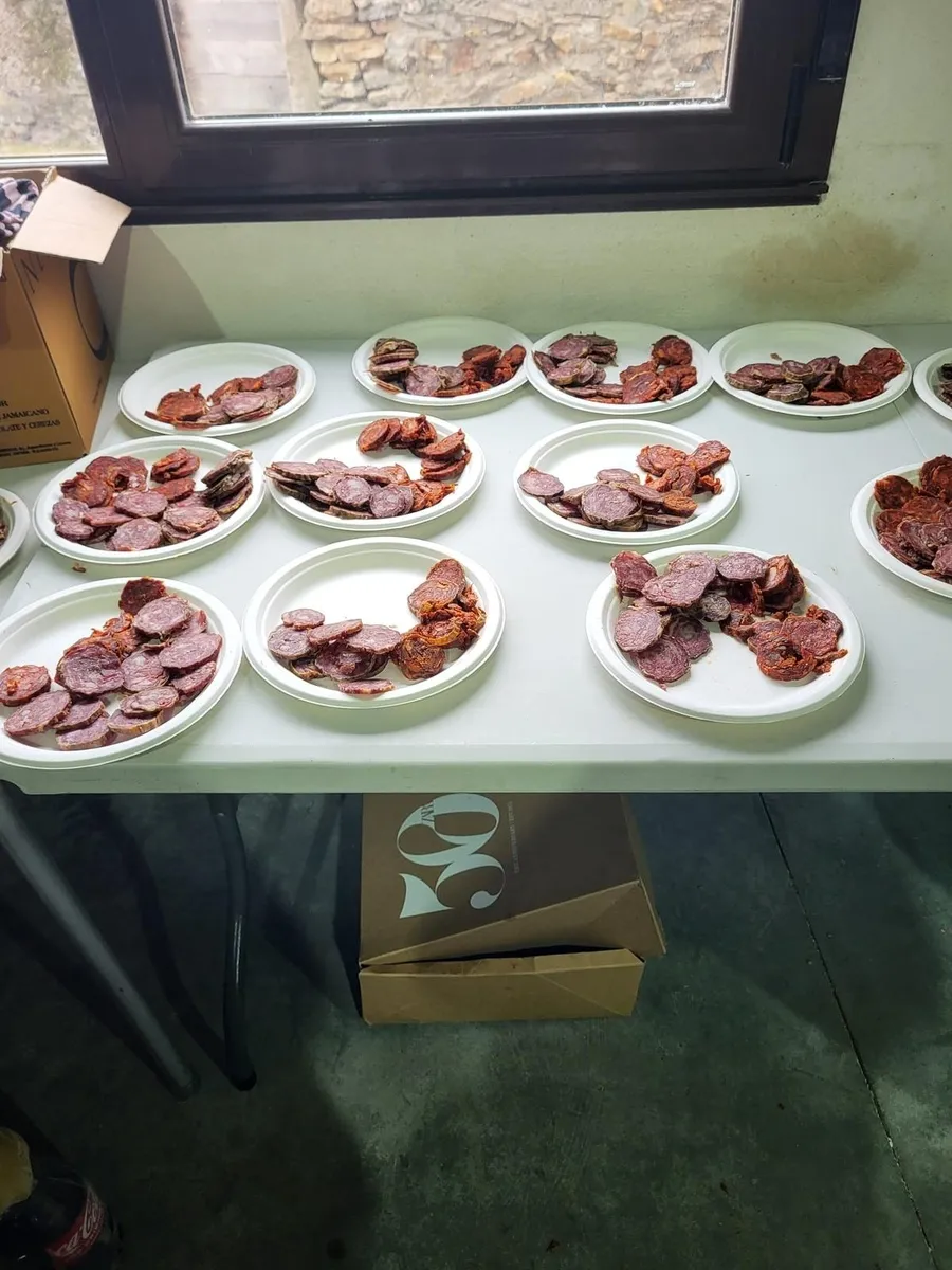 Última comida de la matanza del año en Gejo de los Reyes