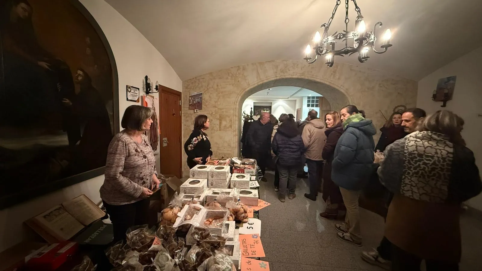 Los Carmelitas organizan una venta solidaria en Santa Magdalena para ayudar a la infancia misionera
