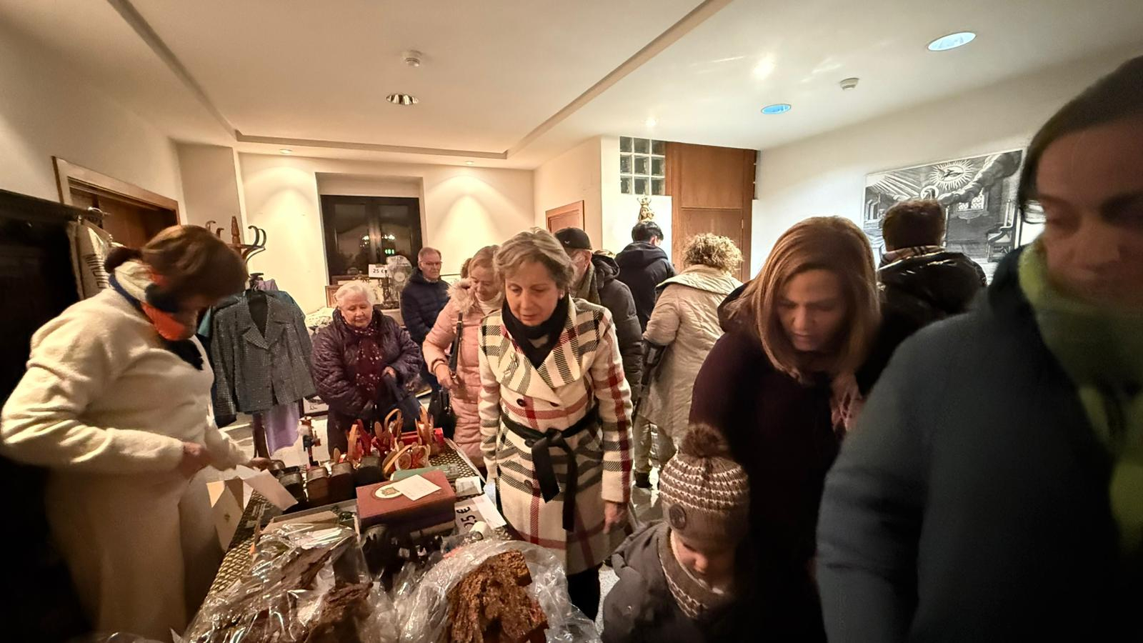 Venta solidaria de los Carmelitas en Salamanca por la infancia