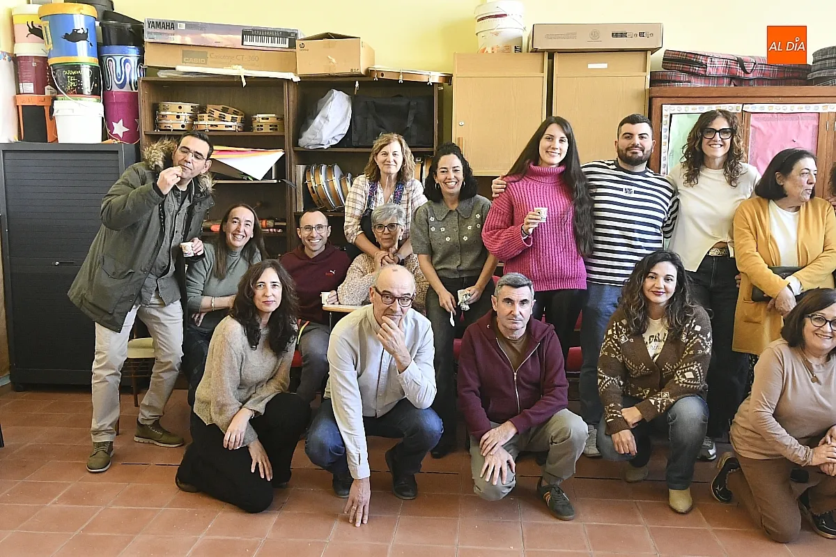 Actividades conjuntas entre alumnos, antiguas y futuras maestras del Centro