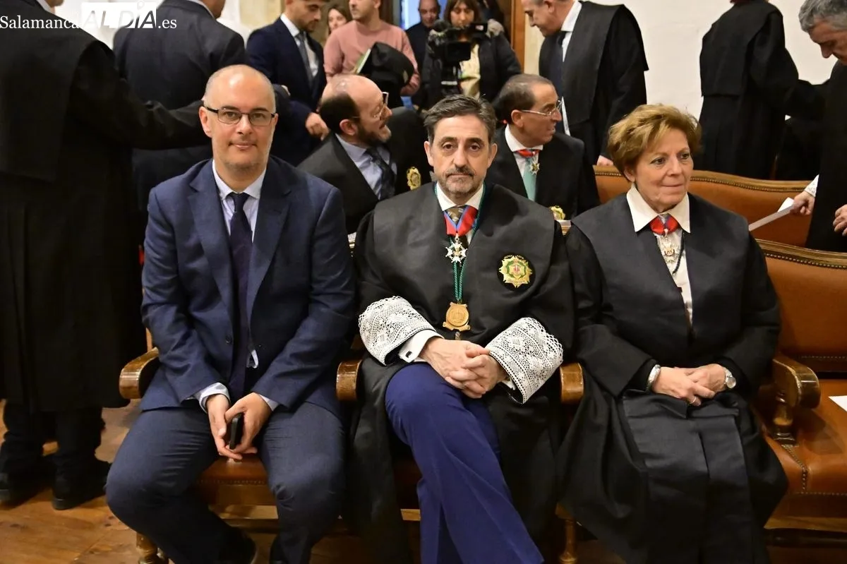 El Colegio de Graduados Sociales de Salamanca celebra su acto institucional en el Paraninfo de la USAL