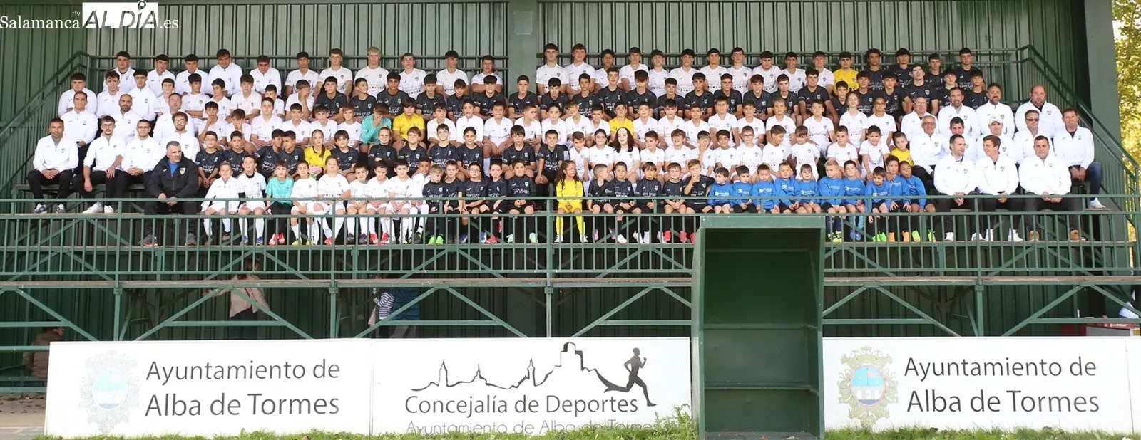 Foto 8 - El Alba de Tormes CF presenta a sus 160 jugadores para la temporada 2025-2026