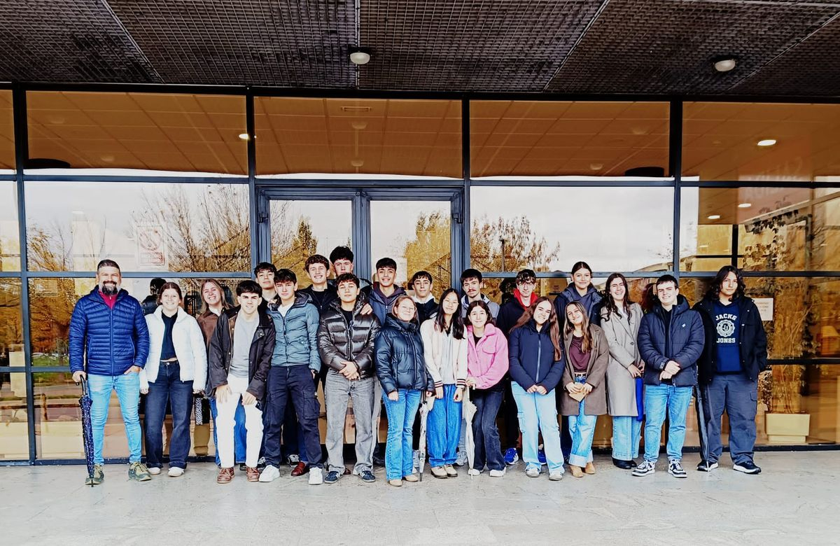 Educación financiera en la USAL para 300 estudiantes