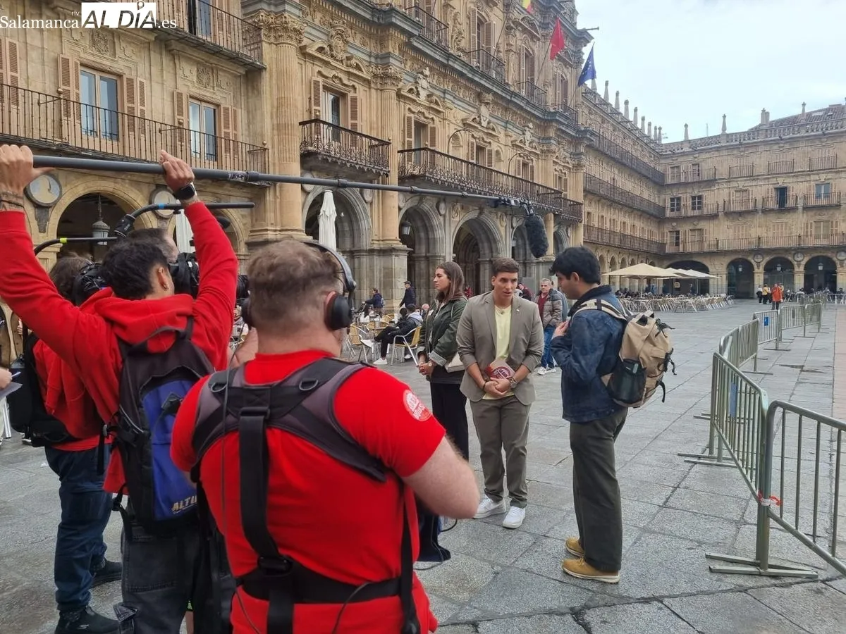 Grabación del concurso 'Lo sabe, no lo sabe' en la Plaza Mayor de Salamanca