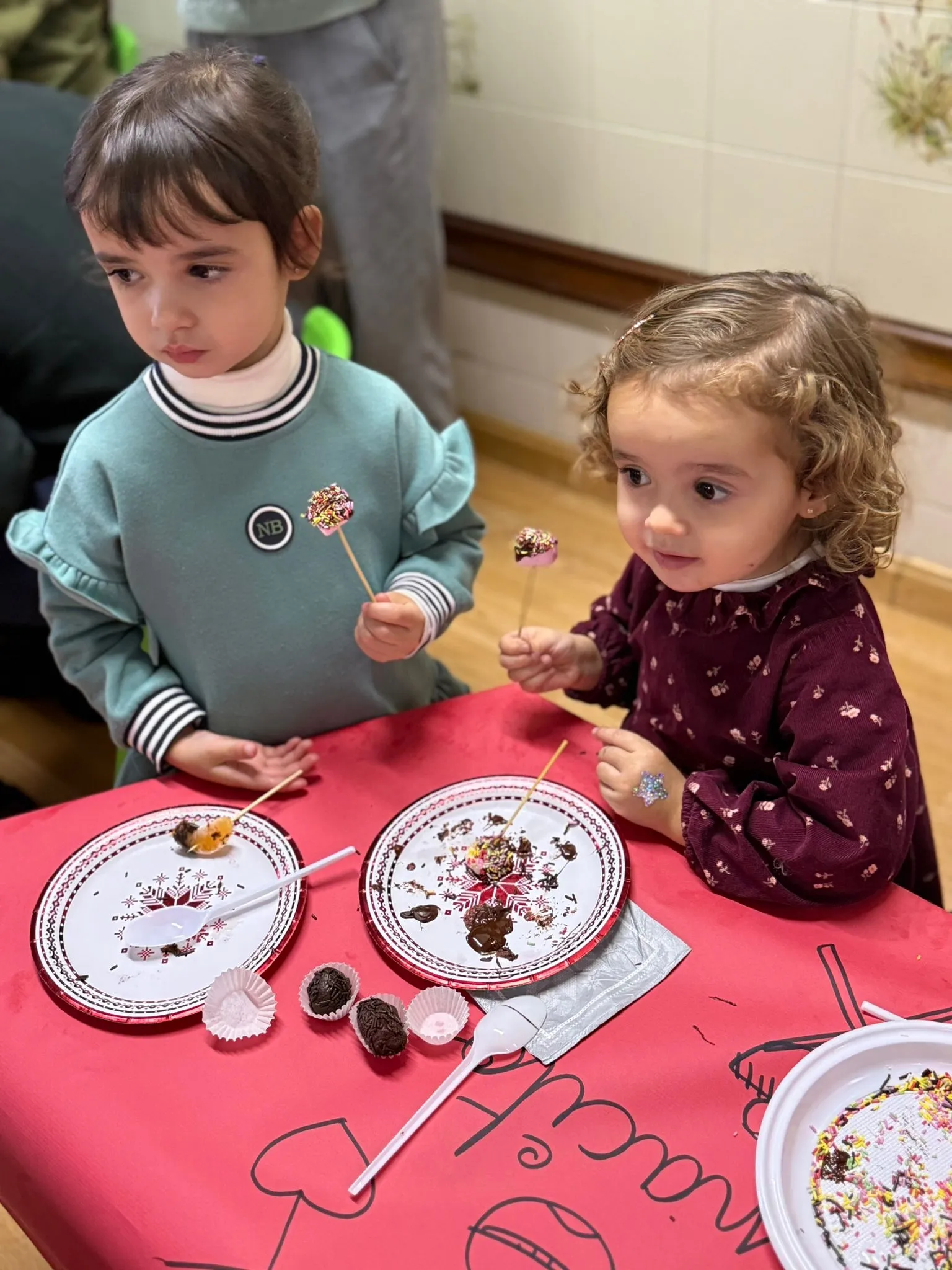 Foto 4 - El Colegio Sant&iacute;sima Trinidad celebra un taller de dulces para familias con ni&ntilde;os de 1 a 3 a&ntilde;os