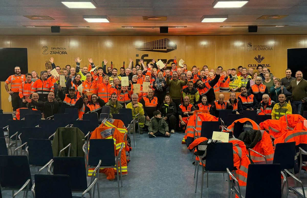 La Junta forma a equipos de Salamanca y Zamora en incendios en la interfaz urbano-forestal