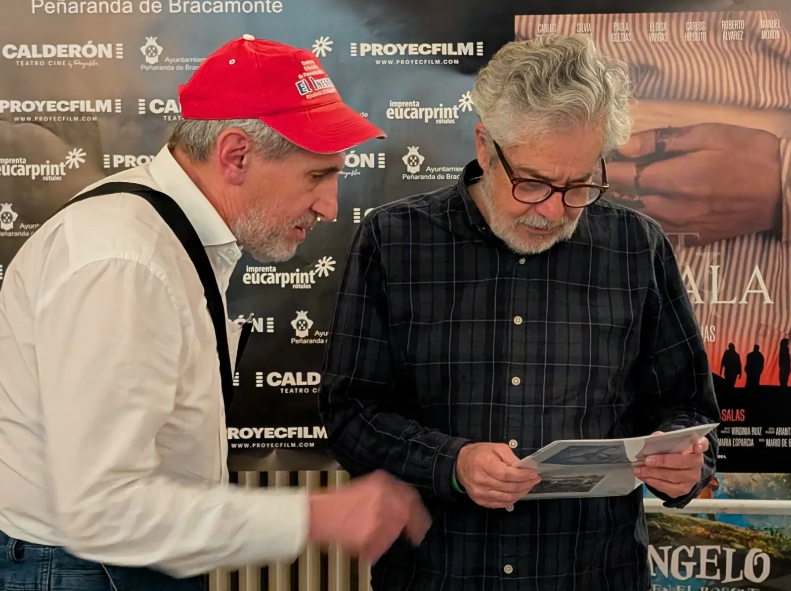 Foto 6 - Carlos Iglesias regresa a un abarrotado Teatro Calder&oacute;n para presentar su &uacute;ltima y emocional pel&iacute;cula 'La Bala'