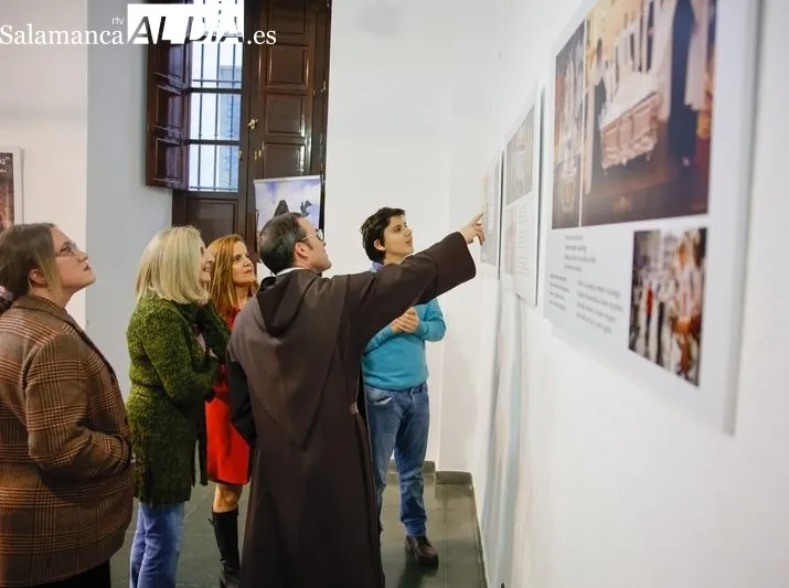 Foto 5 - 'En cuerpo y Alba' repasa con fotos y textos el a&ntilde;o teresiano de 2025