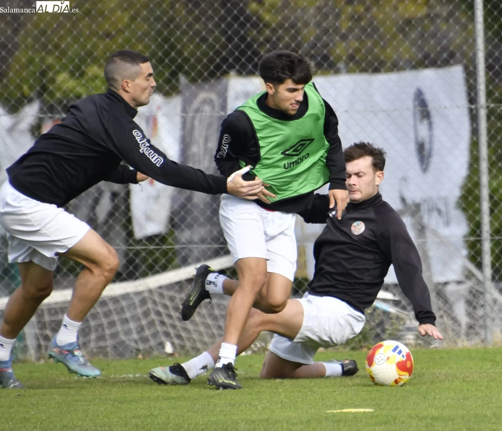 Sesión de entrenamiento del SALAMANCA UDS | FOTOS: SALAMANCArtvAL DÍA