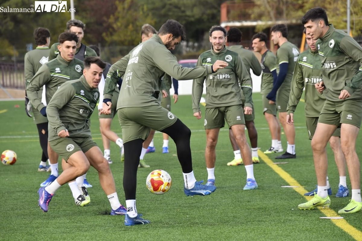 FOTOS | Unionistas prepara la visita a Talavera en un entrenamiento con tres jugadores al margen