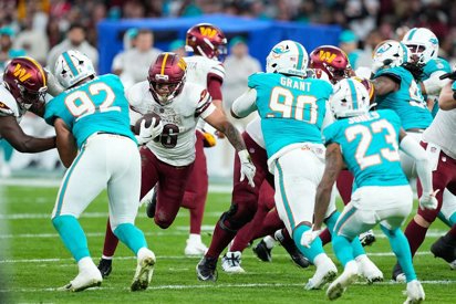 Los Dolphins se llevan en la prórroga el partido de la NFL en Madrid (16-13)