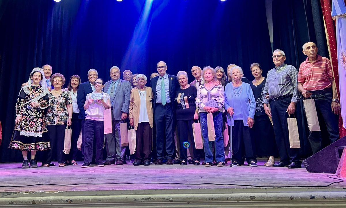 Diputación de Salamanca homenajea a emigrantes en Argentina
