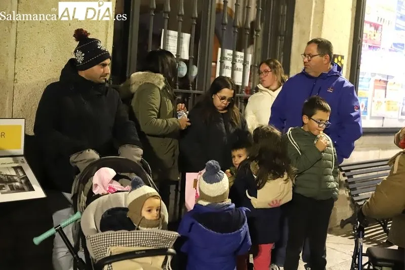 Foto 11 - Un grito un&aacute;nime en Alba de Tormes: 'No m&aacute;s violencia, no m&aacute;s silencio' en la v&iacute;spera del 25N