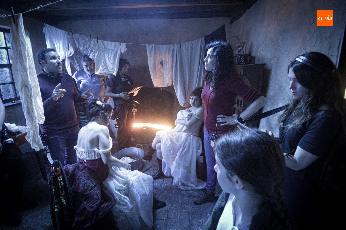 Contracorriente recibe subvenciones de la Junta para sus trabajos ‘Seranu’ y ‘Las locas del Obelisco