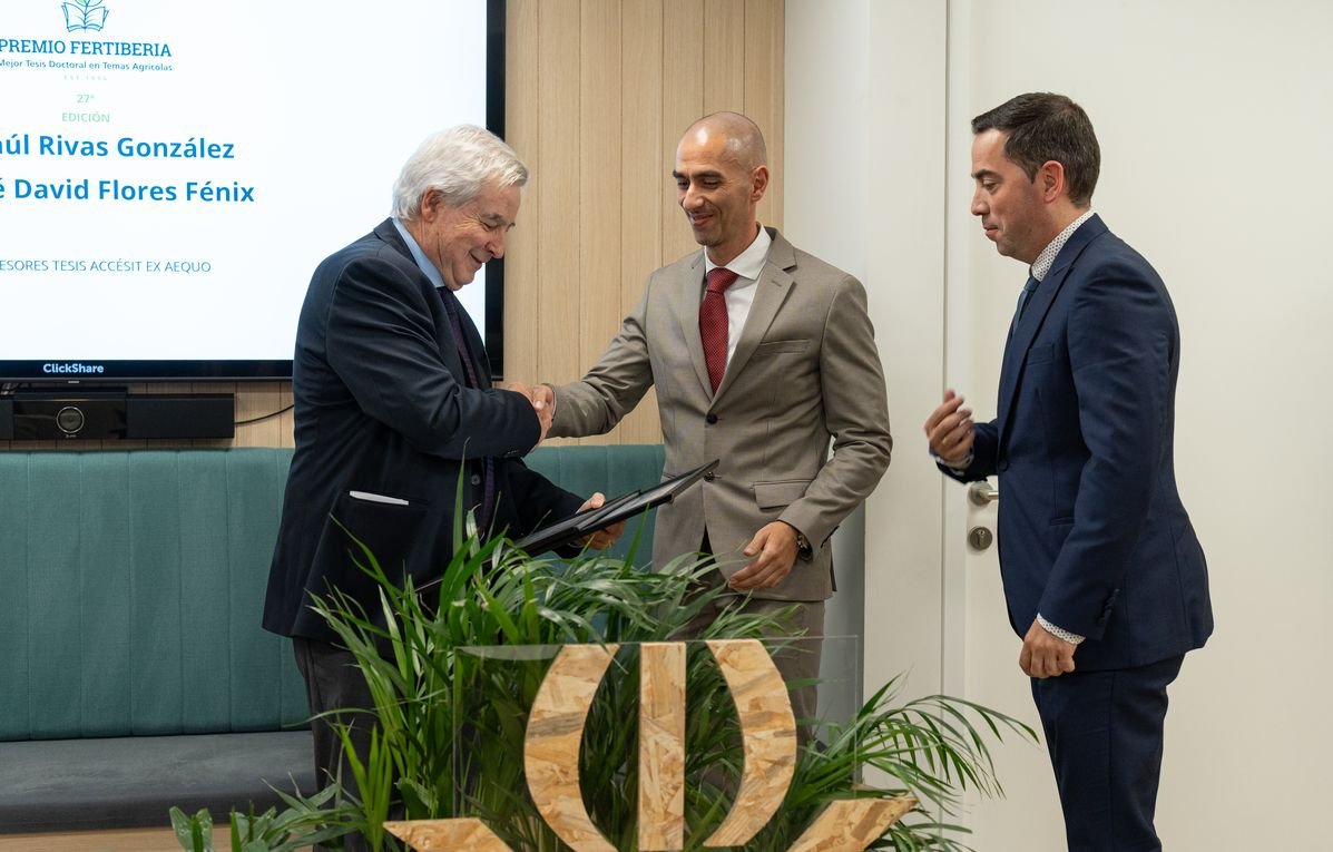 Profesor de la USAL Raúl Rivas, premiado por su investigación