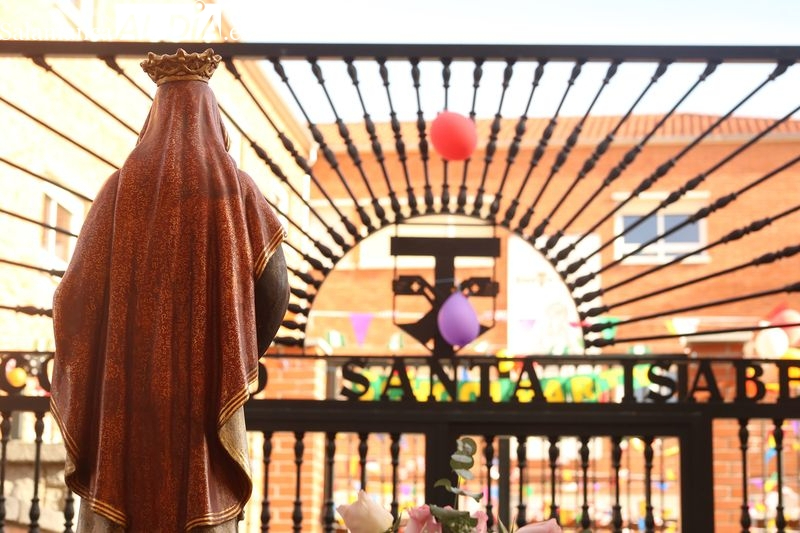 Programa de actos del Colegio Santa Isabel en Alba de Tormes