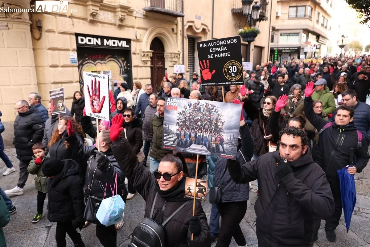 Manifestación de los autónomos en Salamanca | FOTOS: David Sañudo