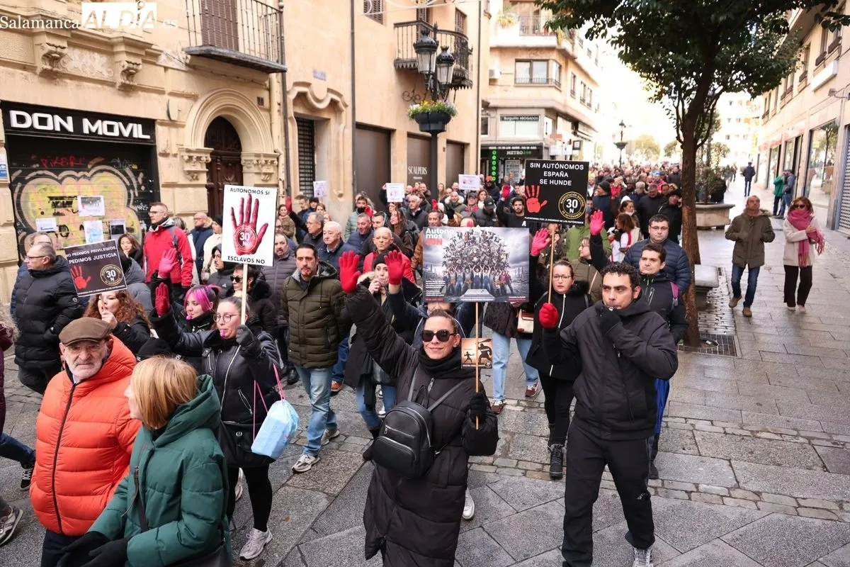 Manifestación de los autónomos en Salamanca | FOTOS: David Sañudo