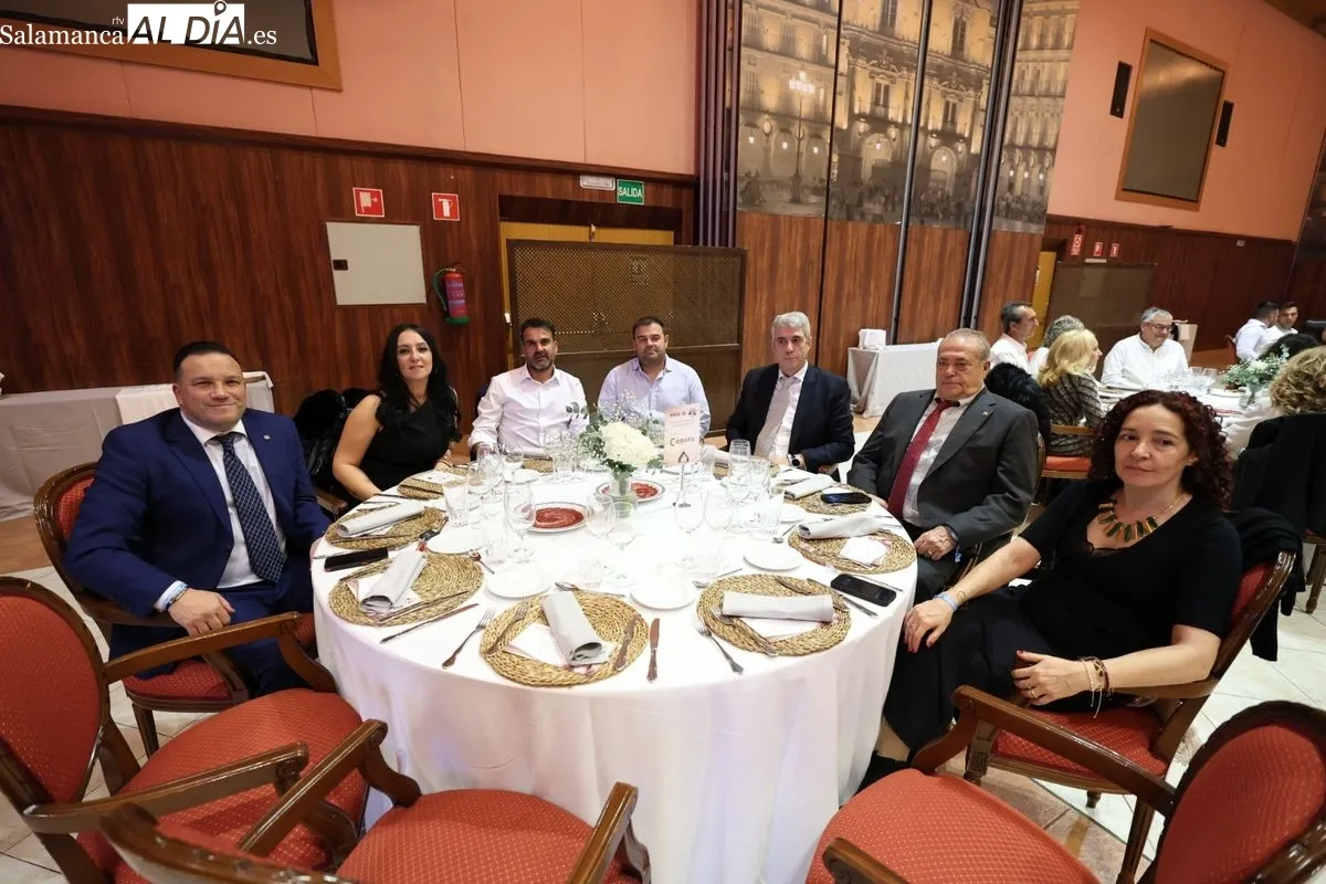 Éxito y muchas emociones en la I Cena Benéfica a favor de 'La Sonrisa de M4ría' | FOTOS: David Sañudo 
