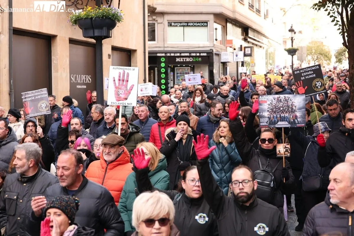 Manifestación de los autónomos en Salamanca | FOTOS: David Sañudo
