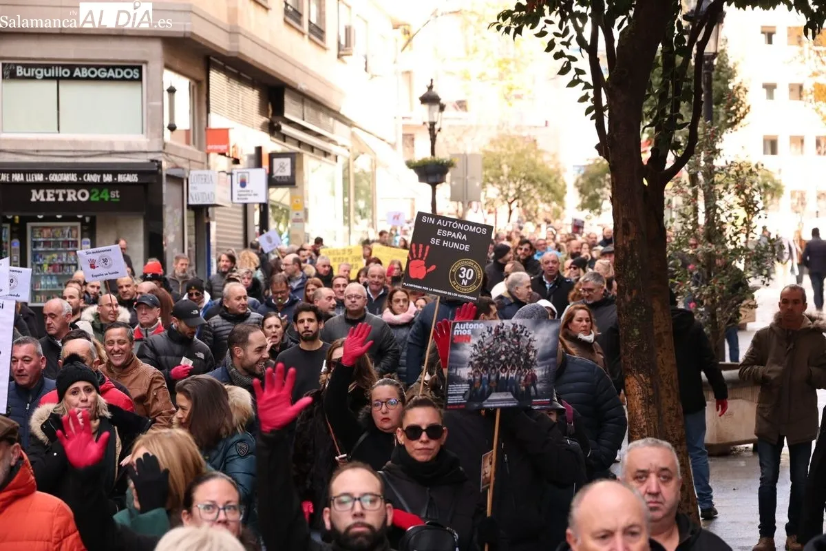 Manifestación de los autónomos en Salamanca | FOTOS: David Sañudo