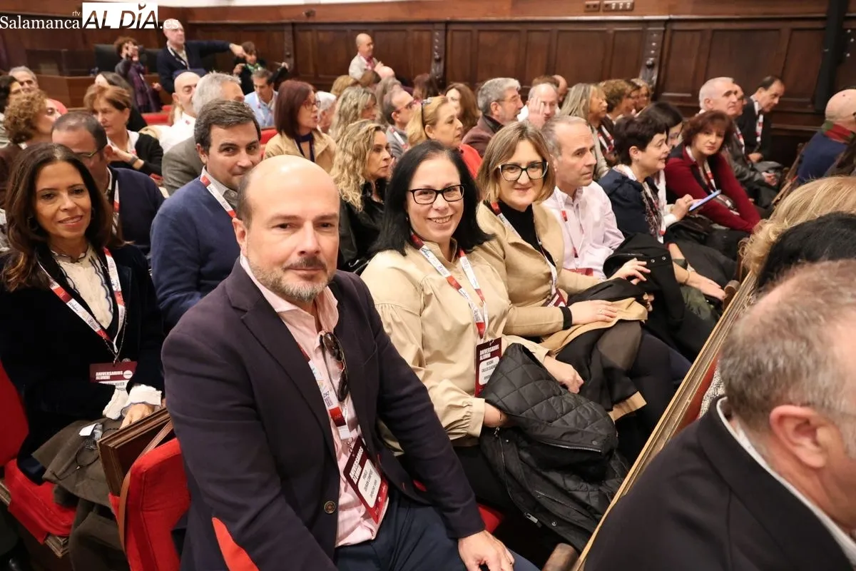 Alumni USAL da la bienvenida a los antiguos alumnos de las promociones de 1985, 1990 y 1995 | FOTOS: David Sañudo 