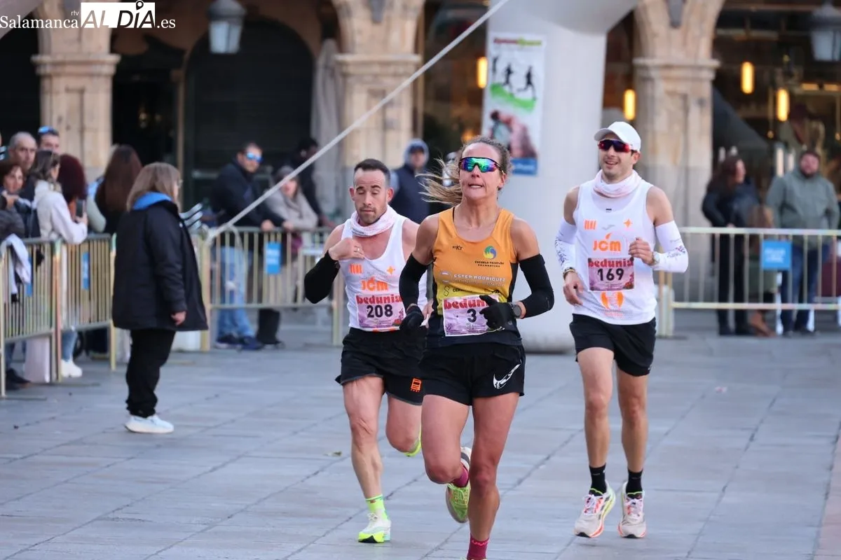 Salamanca alza la voz contra la violencia de género con una carrera multitudinaria | FOTOS: David Sañudo 
