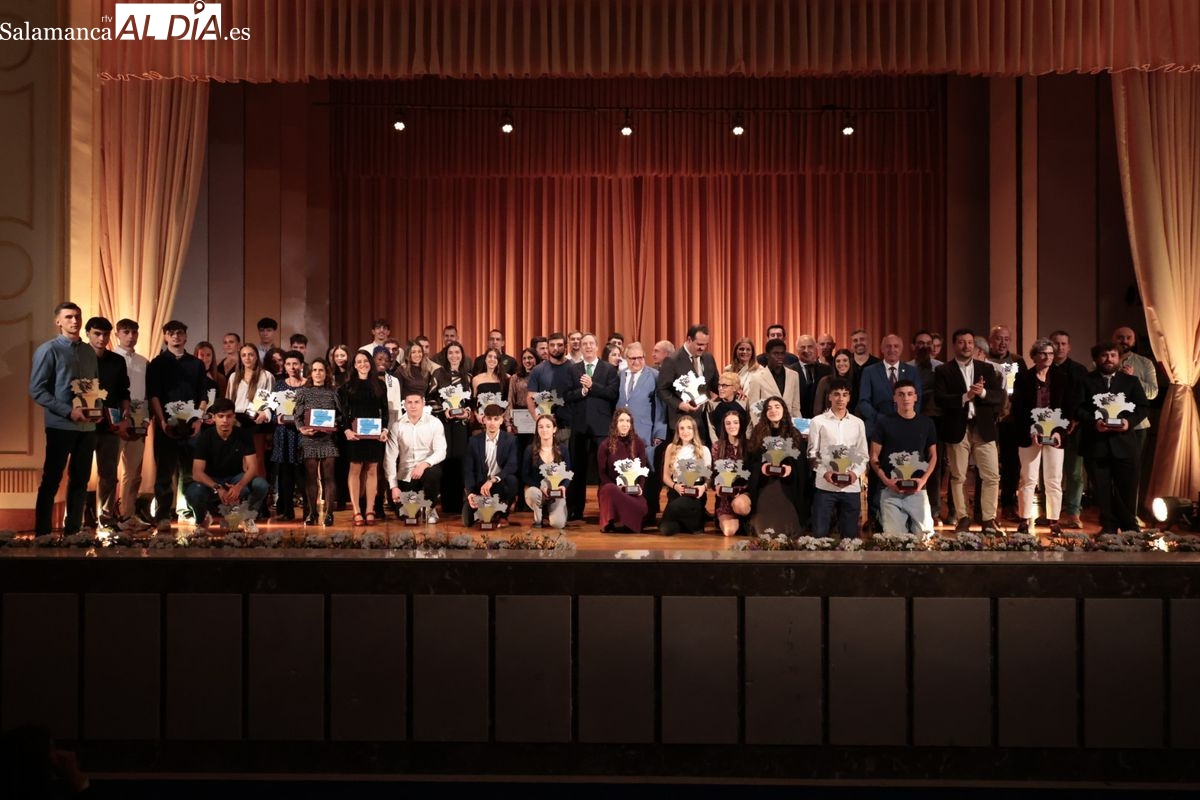 FOTOS | Gala Atletismo CyL 2025: lista de premiados en Salamanca