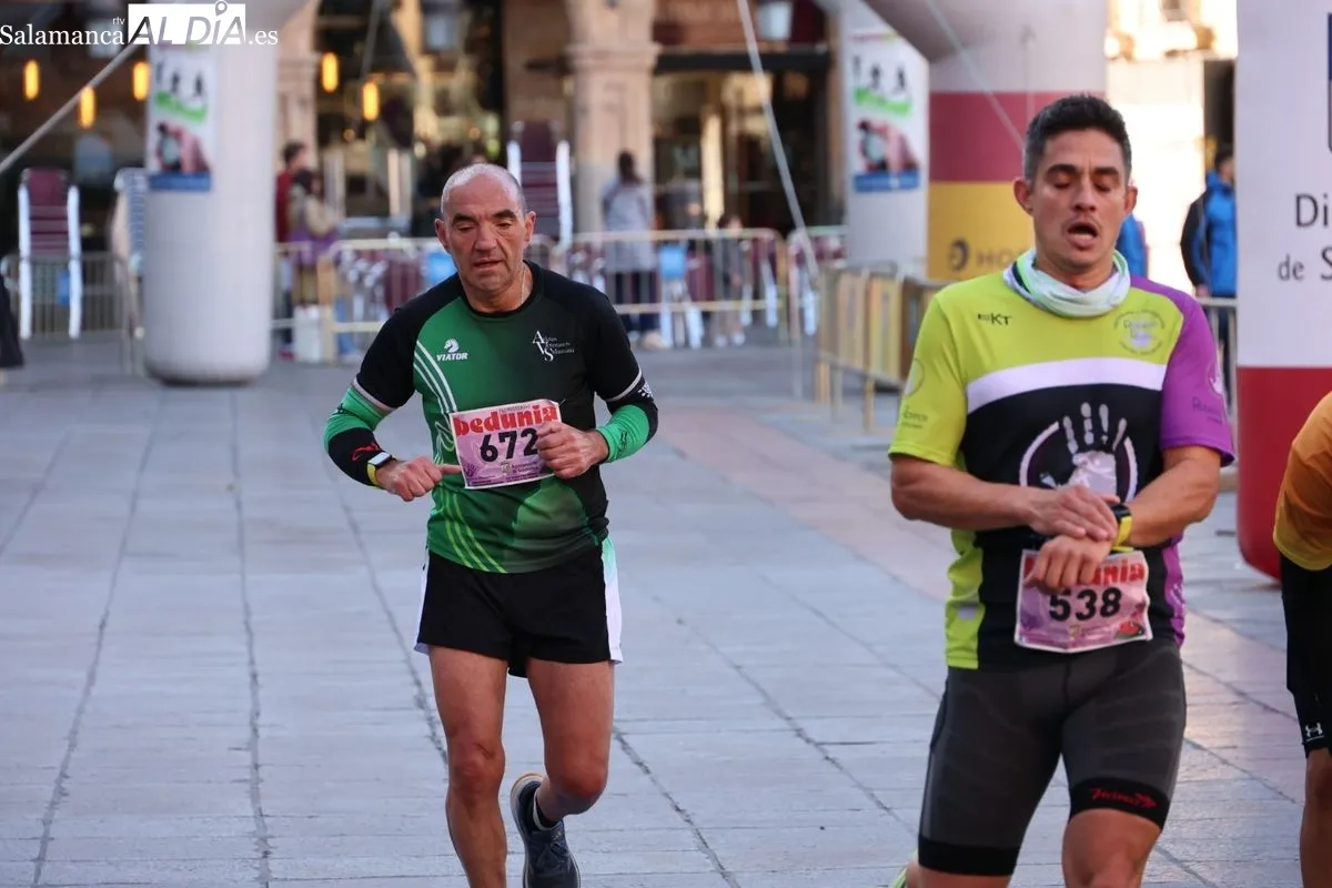 Salamanca alza la voz contra la violencia de género con una carrera multitudinaria | FOTOS: David Sañudo 