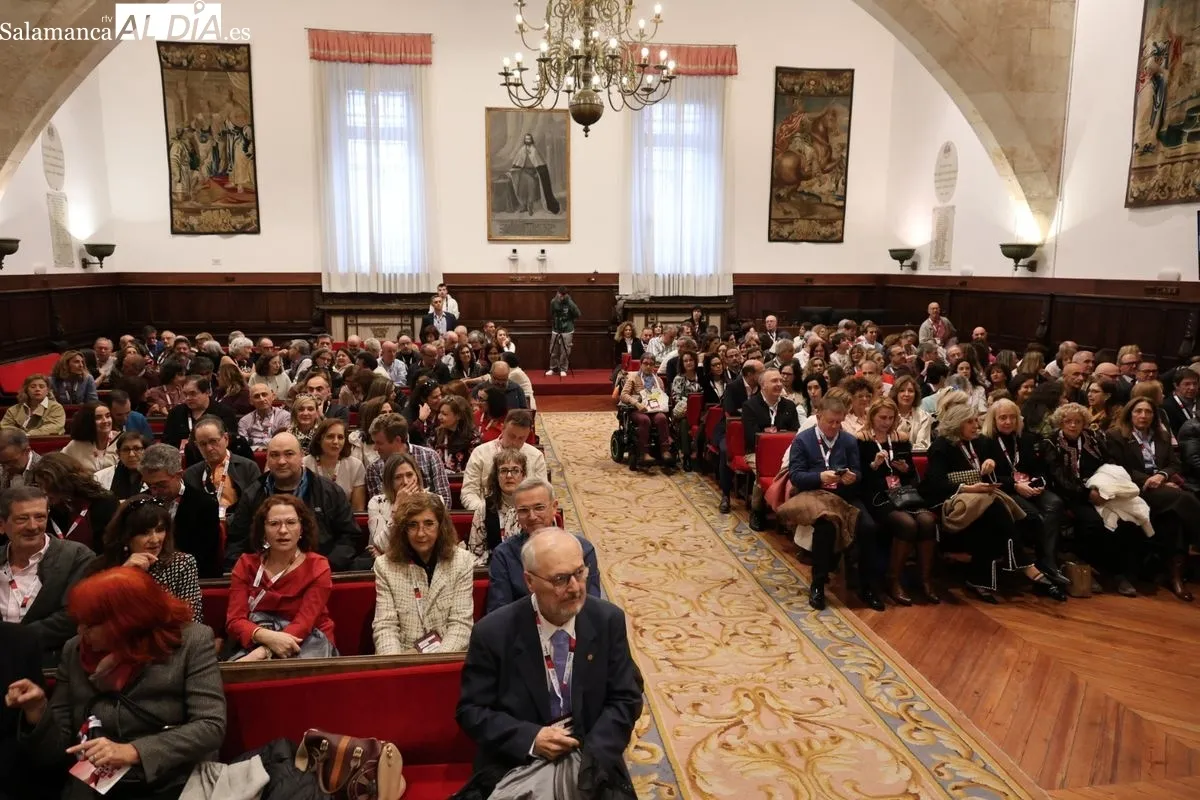 Alumni USAL da la bienvenida a los antiguos alumnos de las promociones de 1985, 1990 y 1995 | FOTOS: David Sañudo 