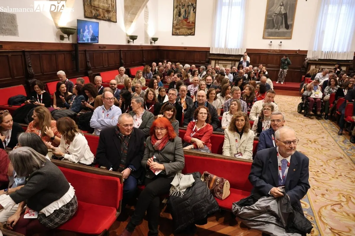 Alumni USAL da la bienvenida a los antiguos alumnos de las promociones de 1985, 1990 y 1995 | FOTOS: David Sañudo 