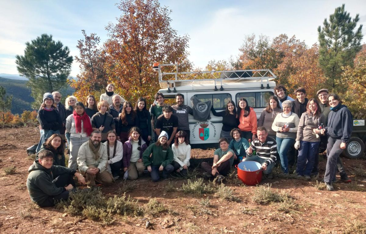Reforestación en Monsagro: plantan 1.600 robles y fresnos