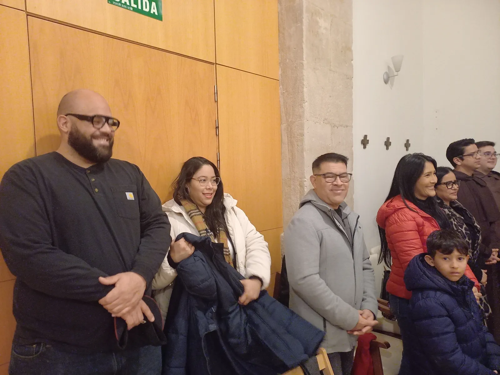 La comunidad venezolana de Salamanca celebra su tradicional misa de aguinaldos en la iglesia de Calatrava