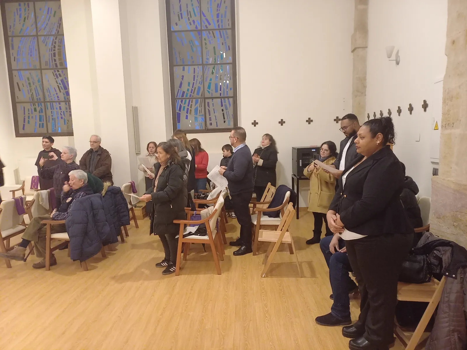 La comunidad venezolana de Salamanca celebra su tradicional misa de aguinaldos en la iglesia de Calatrava