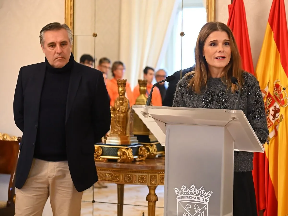 El Ayuntamiento rinde homenaje al atletismo salmantino tras un año histórico con 64 medallas