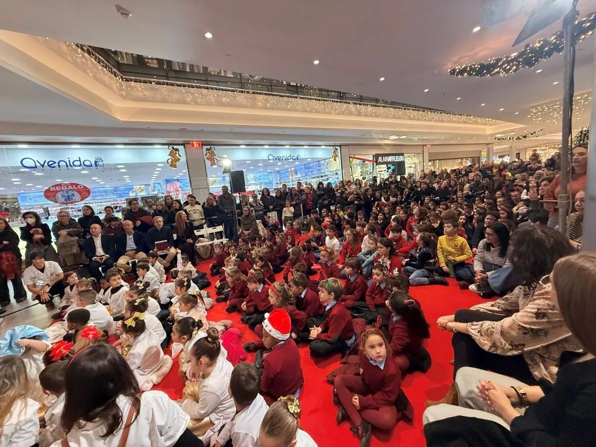 Foto 5 - FOTOS | El Tormes celebra la Navidad dando voz al talento musical escolar 