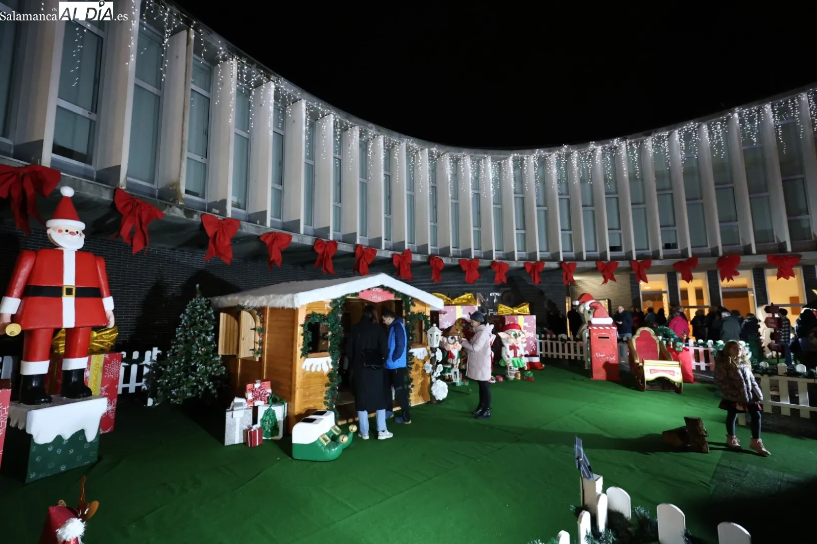 Santa Marta estrena su Navidad y da la bienvenida a su 'Villa Navideña' | FOTOS: David Sañudo 